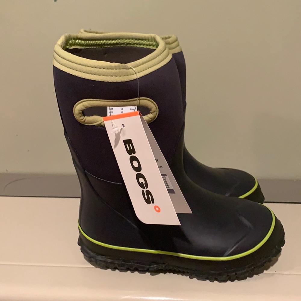 Bogs Rain/Snow Boots. Toddler Size 12. NWT